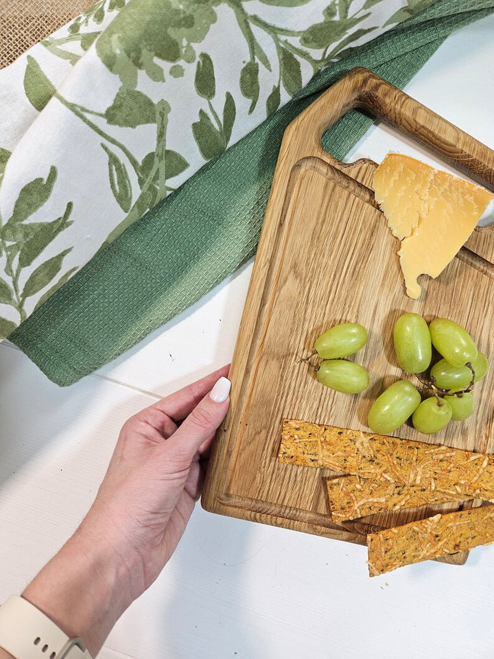 Classic Oak Bread Board, Serving Platter, Elegant Chopping Board, Housewarming Gift For Mom, Handmade Kitchenware, Custom Plate, Cheeseboard