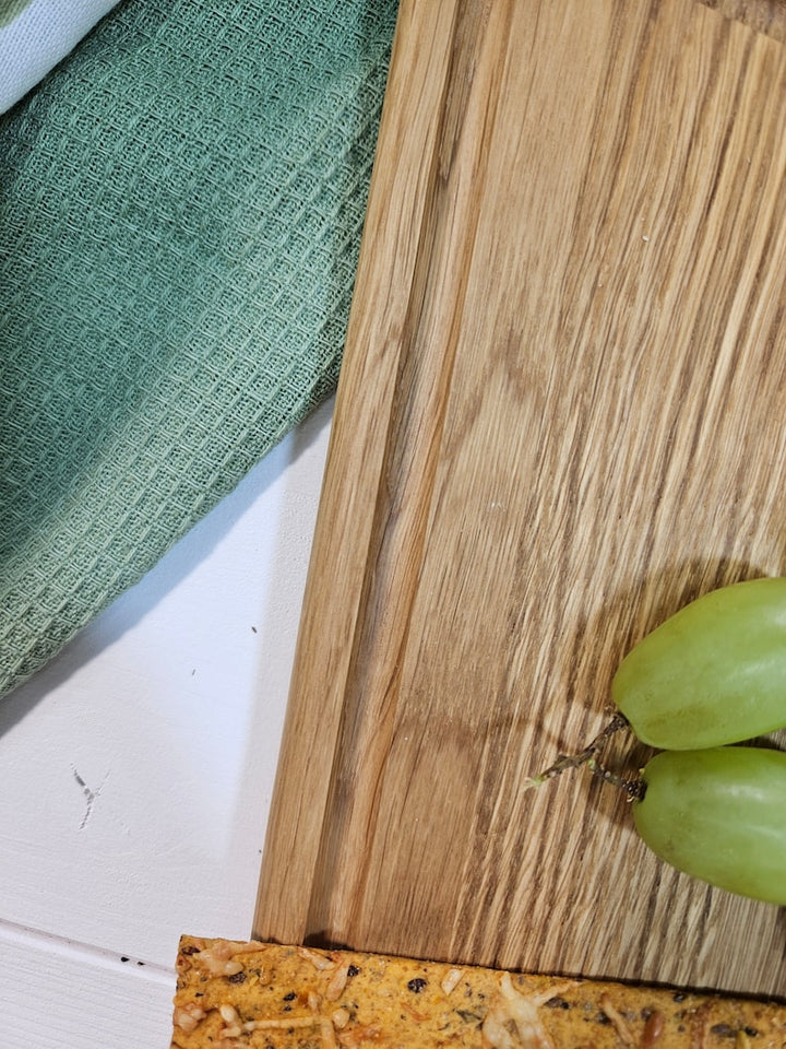 Classic Oak Bread Board, Serving Platter, Elegant Chopping Board, Housewarming Gift For Mom, Handmade Kitchenware, Custom Plate, Cheeseboard