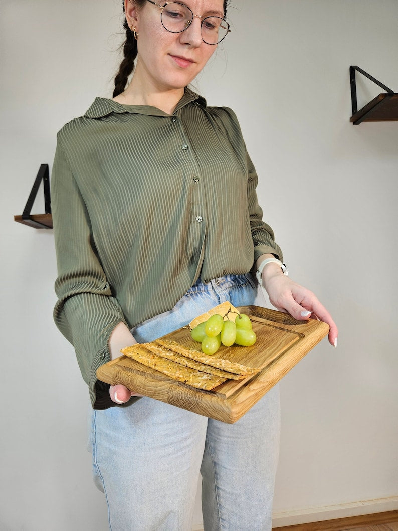 Classic Oak Bread Board, Serving Platter, Elegant Chopping Board, Housewarming Gift For Mom, Handmade Kitchenware, Custom Plate, Cheeseboard